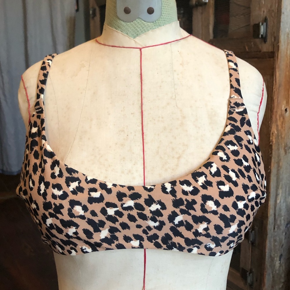 Aerie Cheetah Print Bikini Top - Large NWT